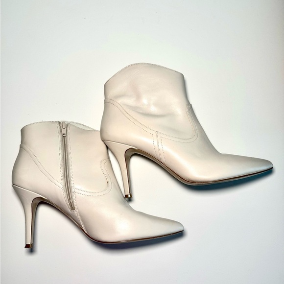 Nine West white white ankle leather booties - Picture 1 of 6